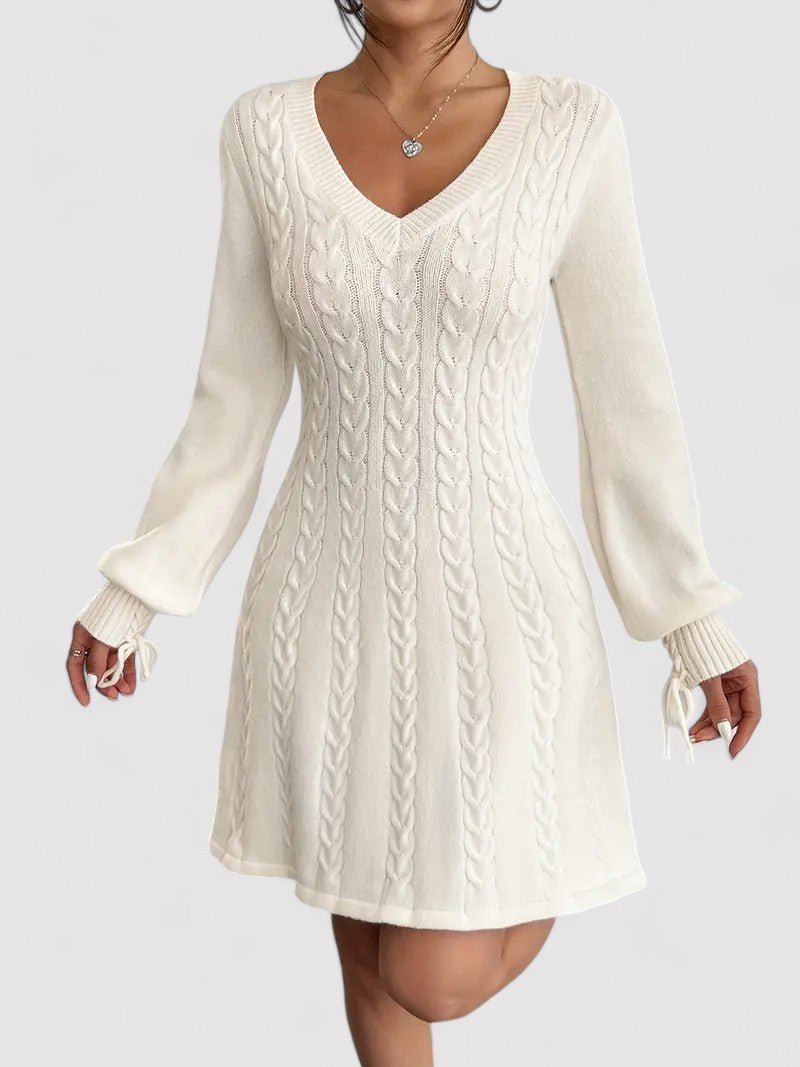 Ancien | Cable Knit V-neck Slim Fit Dress