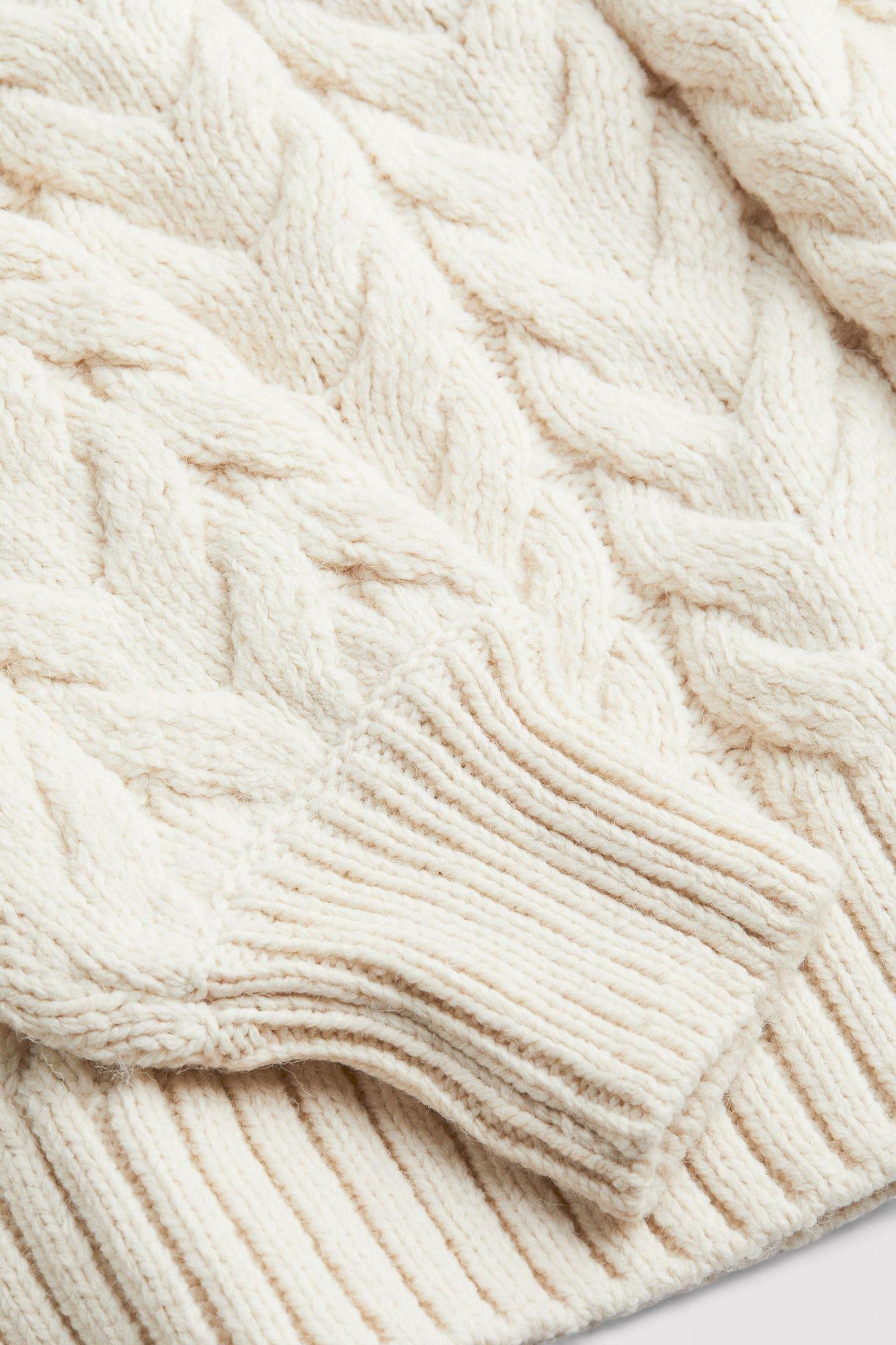 Ancien | Women's Old Money Soft Wool Cable Knit Sweater